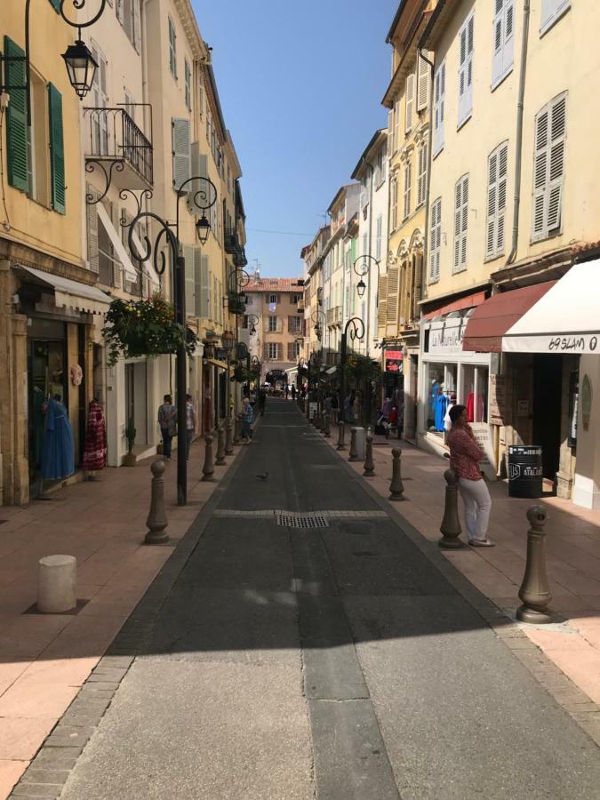 Appartement Sleep In Antibes City Center Extérieur photo